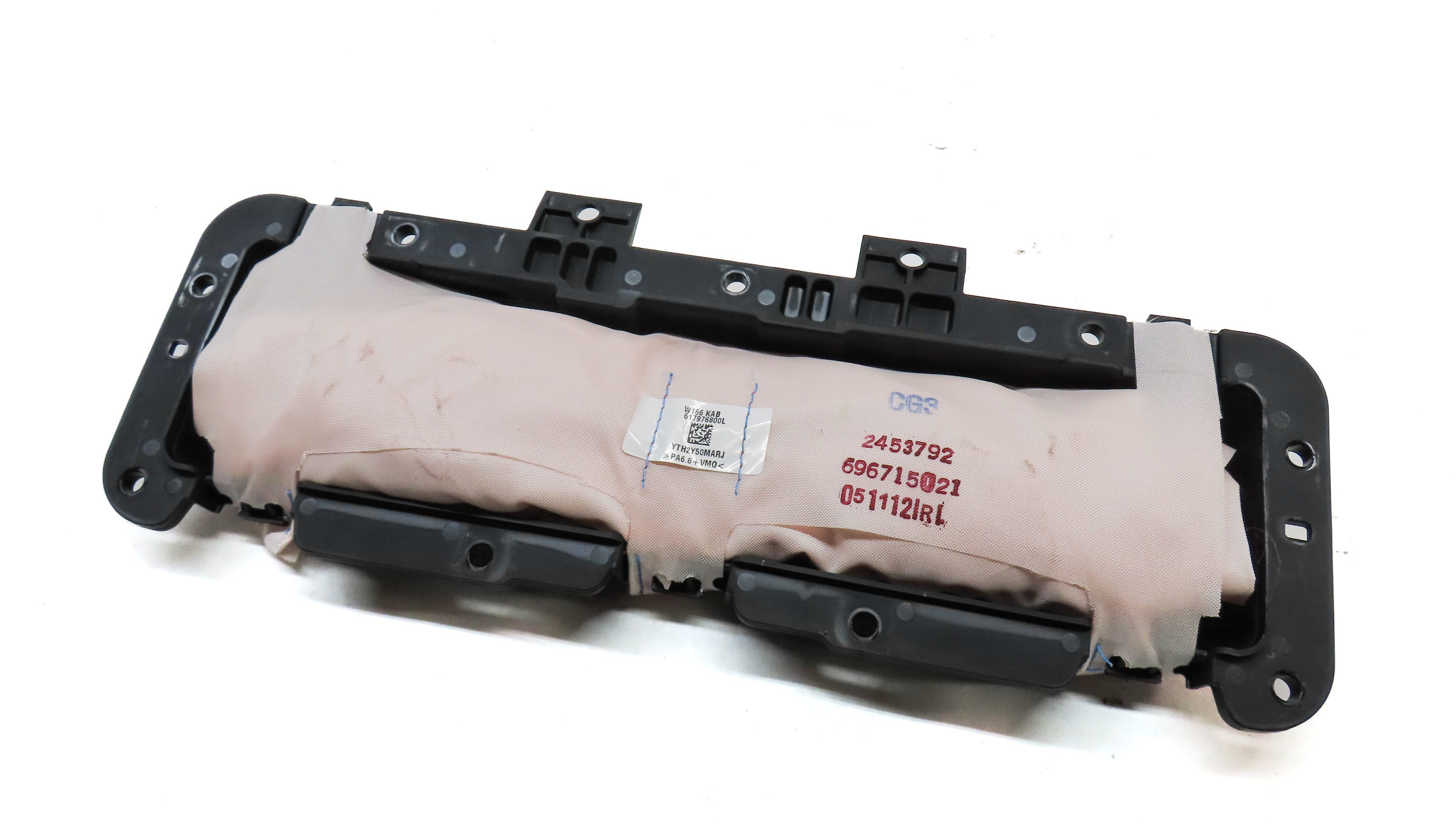 12-19 MERCEDES GL350 GL450 GL550 ML350 ML550 GLE (W166 X166) DRIVER KNEE AIRBAG — exact item pictured
